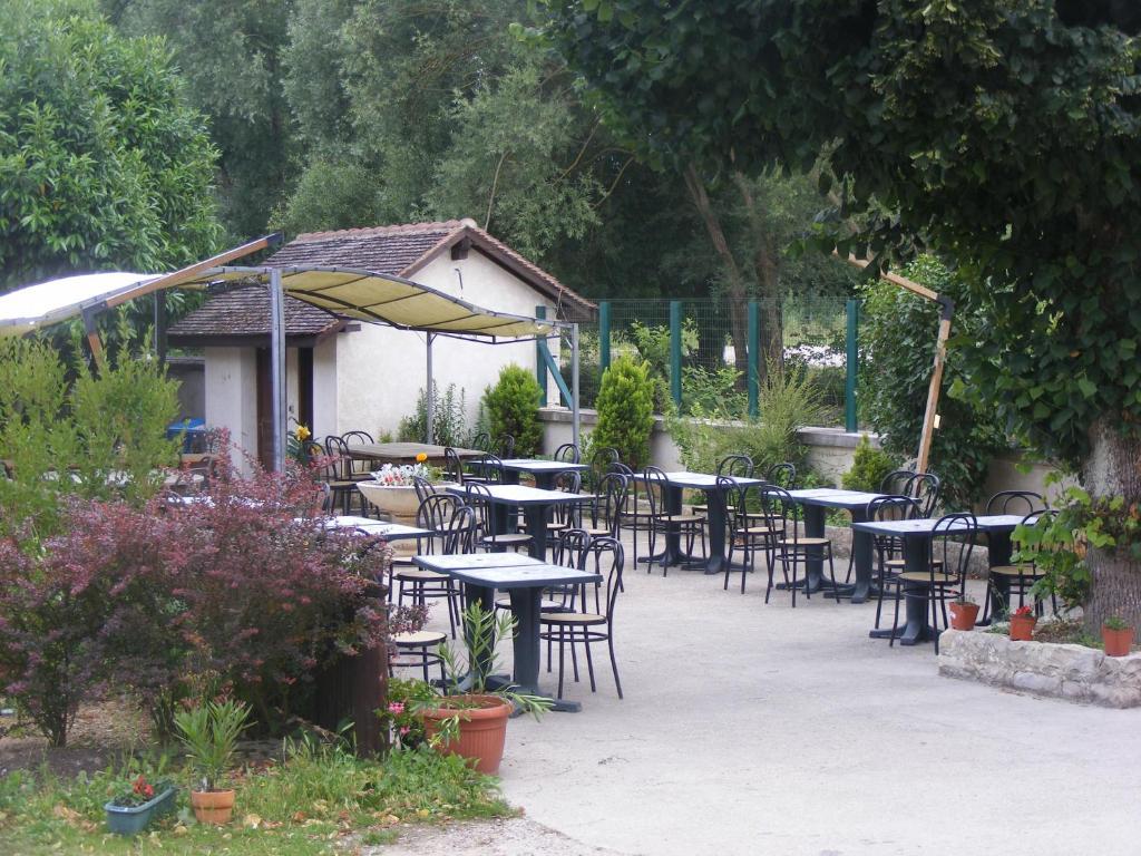 Les Lilas Des Deux Ponts Deux Rivieres Phòng bức ảnh